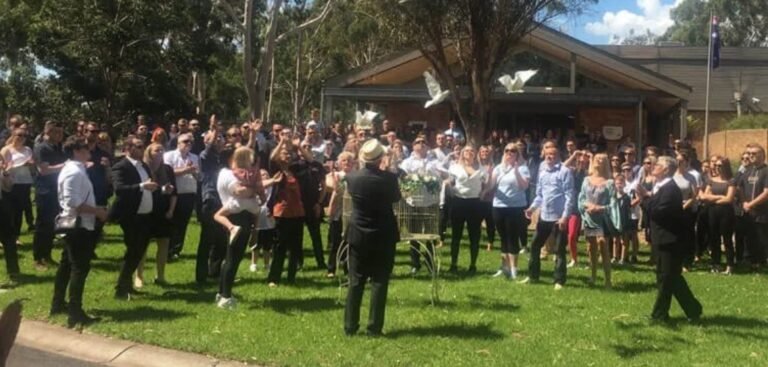 Funky Funeral vs Traditional Funeral: What’s the Difference?